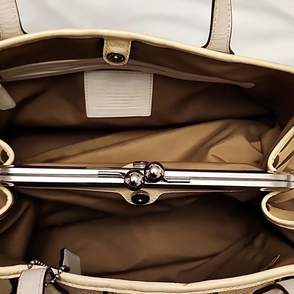 Coach handbag